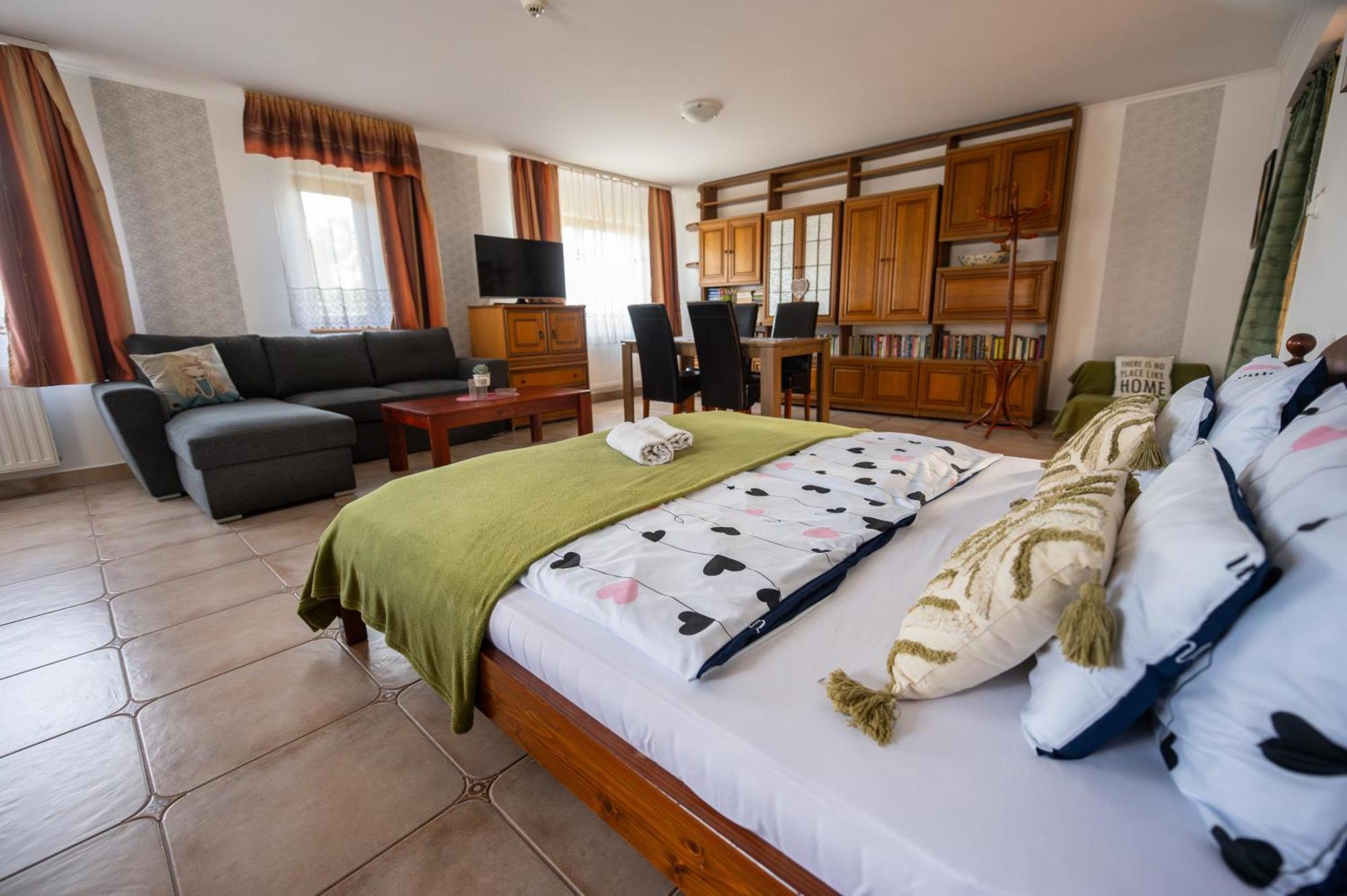 Guesthouse Kohari Egerszalók Eksteriør bilde